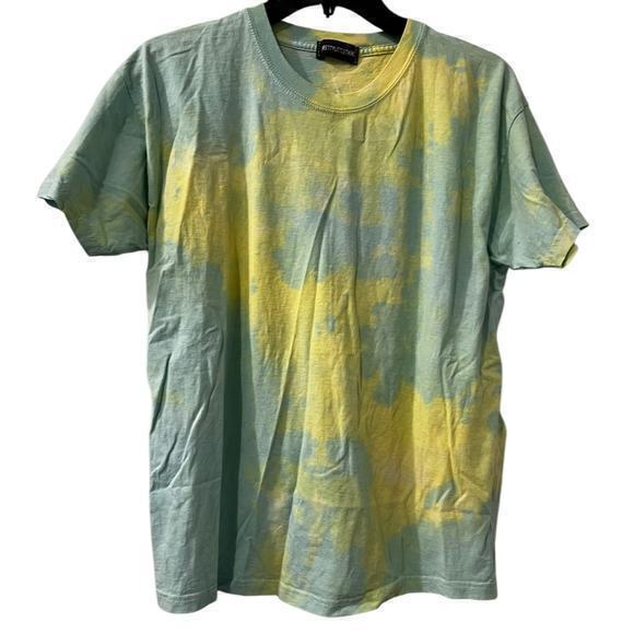 PLT Woman’s Tie Dye Patel Blue Green Yellow Seamless Sides Tee Size M NWOT - Picture 1 of 3